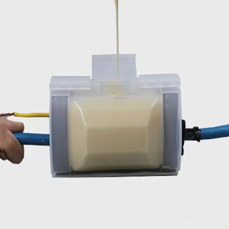 صندوق توصيل كهربائي مقاوم للما - مراجعة Outdoor Power Junction وسعره