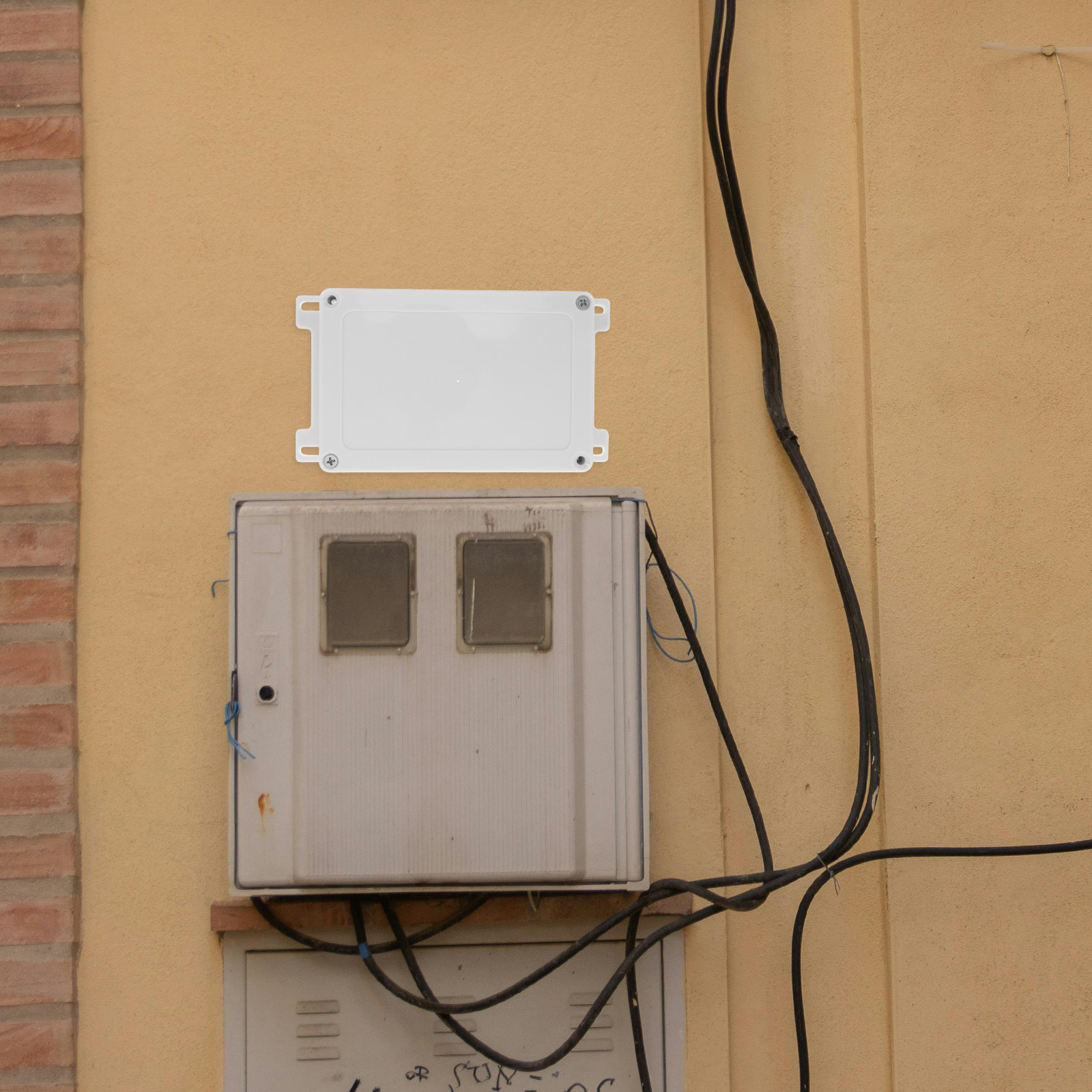 صندوق توصيل كهربائي خارجي مقاو - مراجعة Outdoor Power Cable Junction Box وسعره